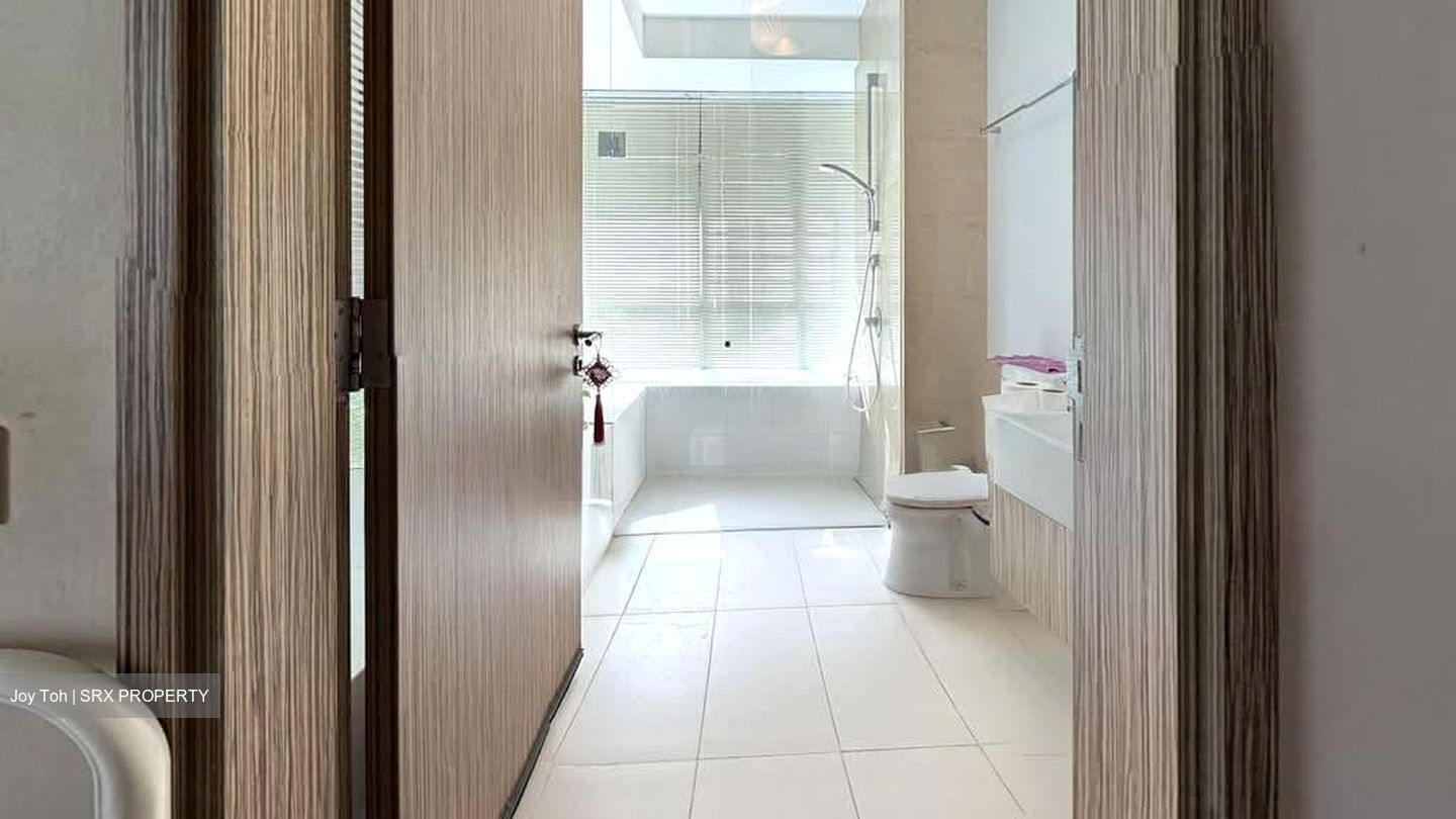 Trevista (D12), Condominium #559336561